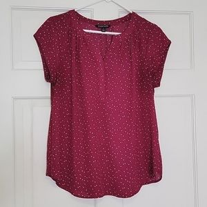 Burgundy V-neck Short Sleeve Blouse with White Polka Dots Size Large